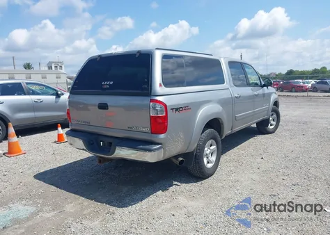 2006 Toyota Tundra Sr5 V8 z USA, uszkodzony, nr VIN 5TBDT44126S504485